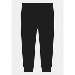 Overview second image: Lyle and Scott Broek